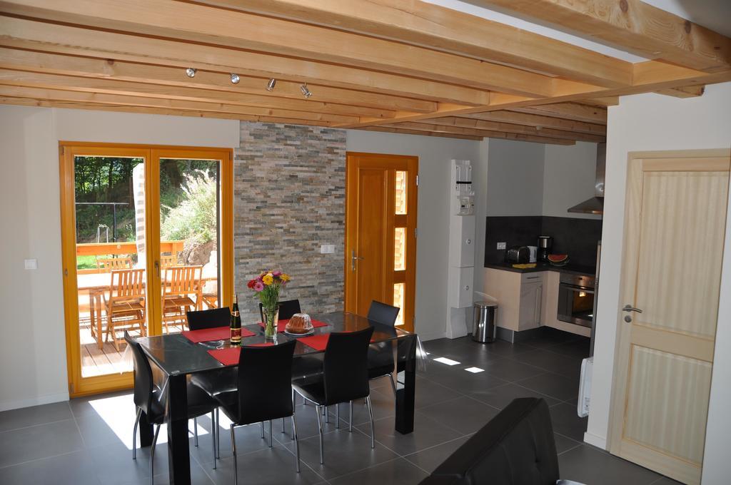 Le La Cigogne Et Le Chamois Holiday home